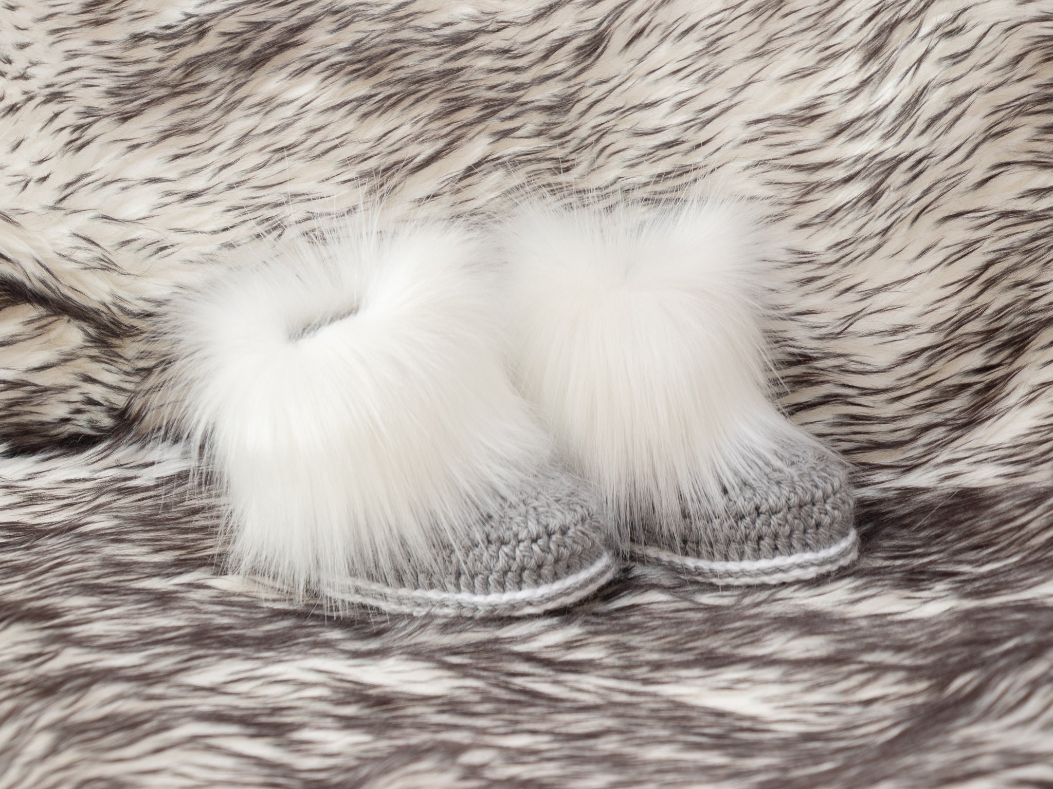 Gray baby booties, Faux Fur Booties, Baby boy booties, Baby winter boots, Crochet Booties
