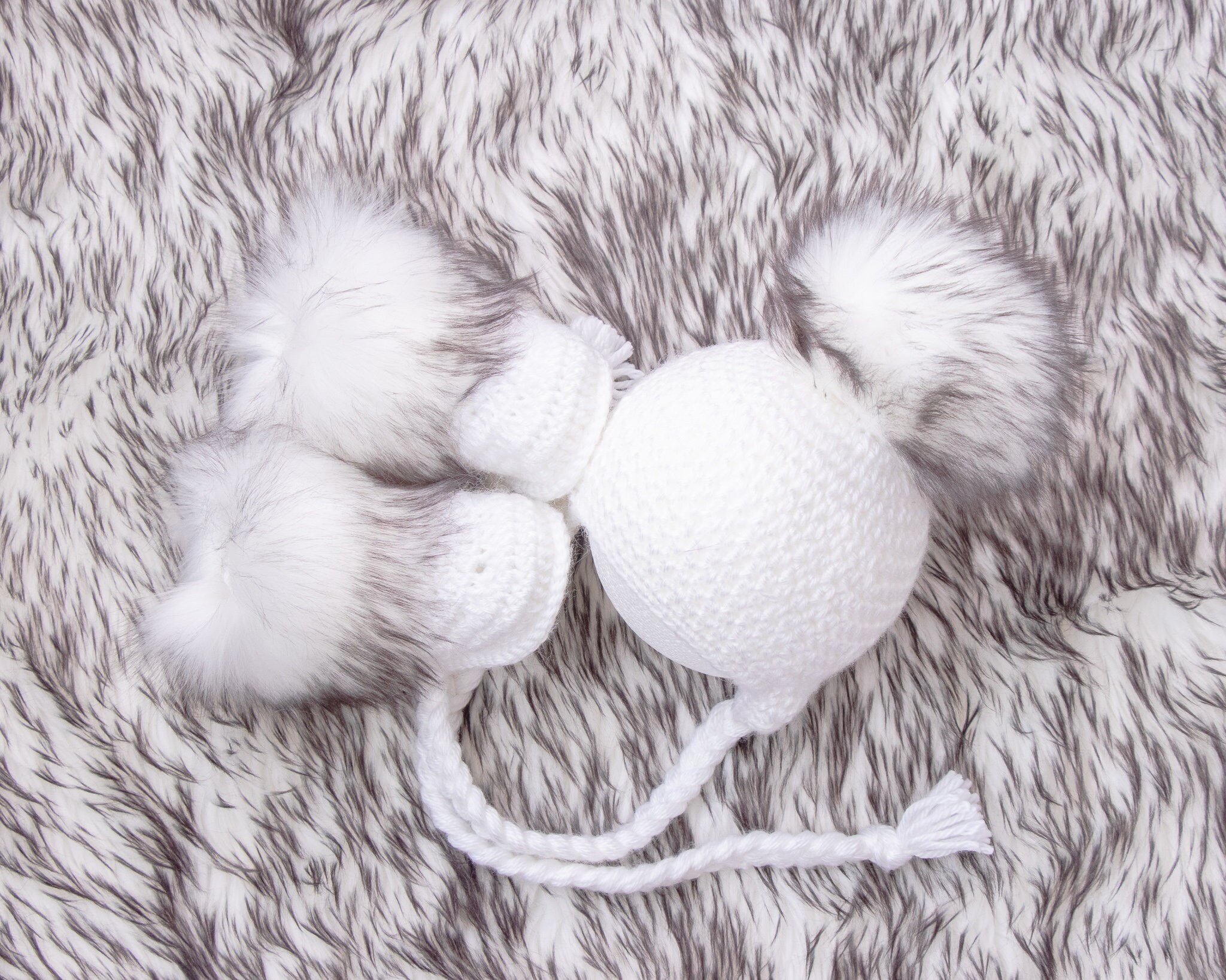 baby pom pom outfit