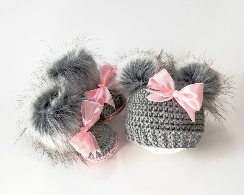 Gray and pink Baby girl double pom pom hat and bootie set, Newborn Girl gift, Baby girl winter clothes, Preemie girl clothes, Fur booties image 4