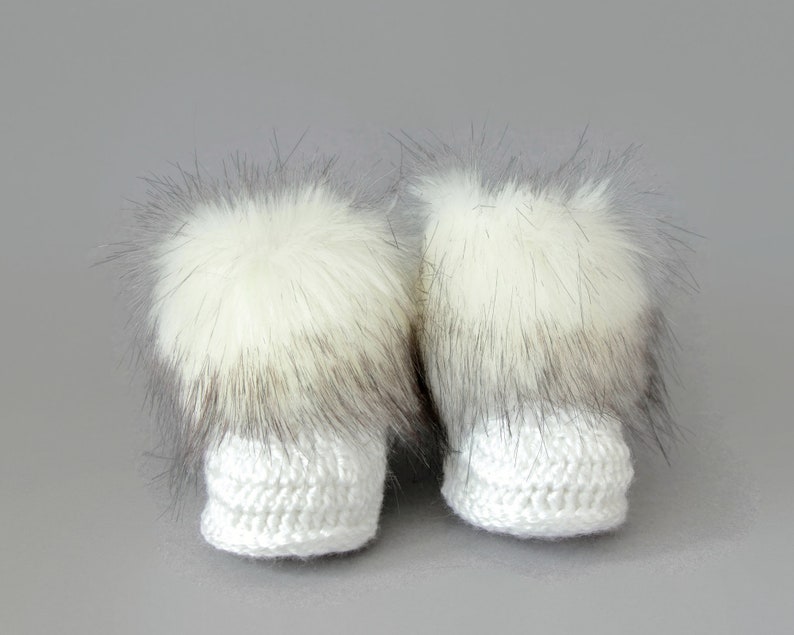 White Booties and Hat set, Faux fur booties, Fur pom pom hat, Hat and Booties set, Gender Neutral Baby Shower Gift, Baby winter clothes image 7