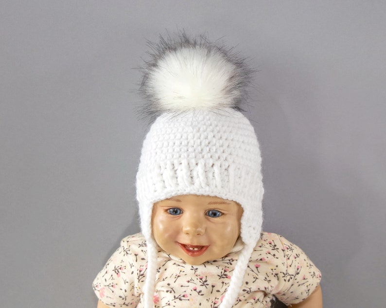 White and Black Baby pom pom hat and boots, Crochet baby outfit, Baby winter clothes, Pom pom hat, Fur booties, Gender neutral newborn set image 8