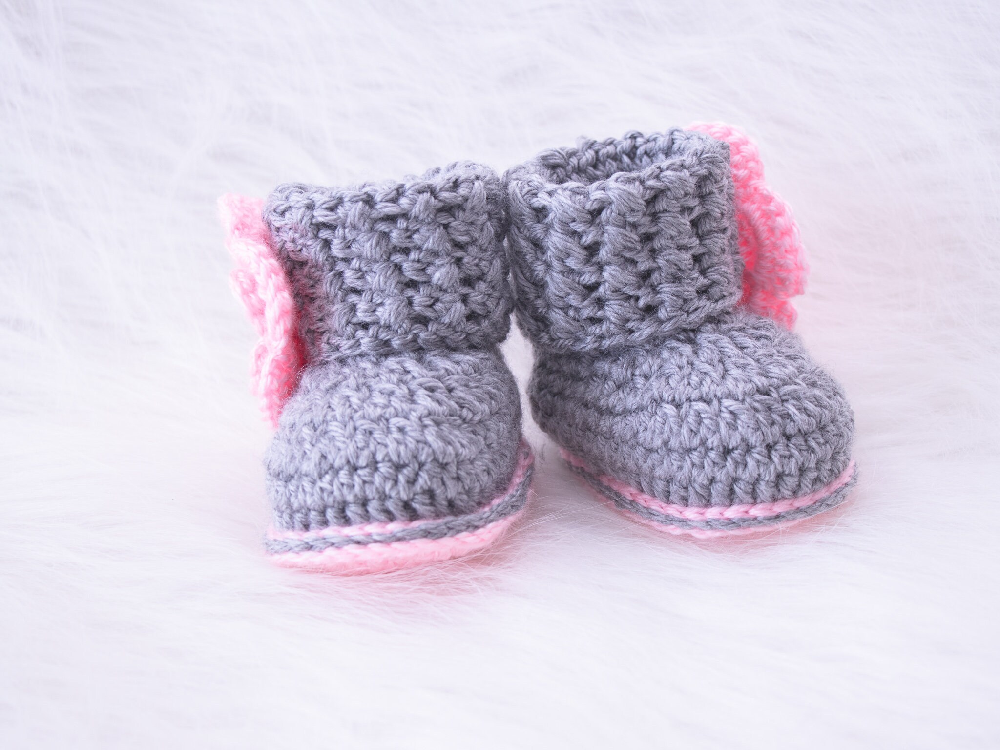 Crochet gray and pink baby girl flower booties, Infant