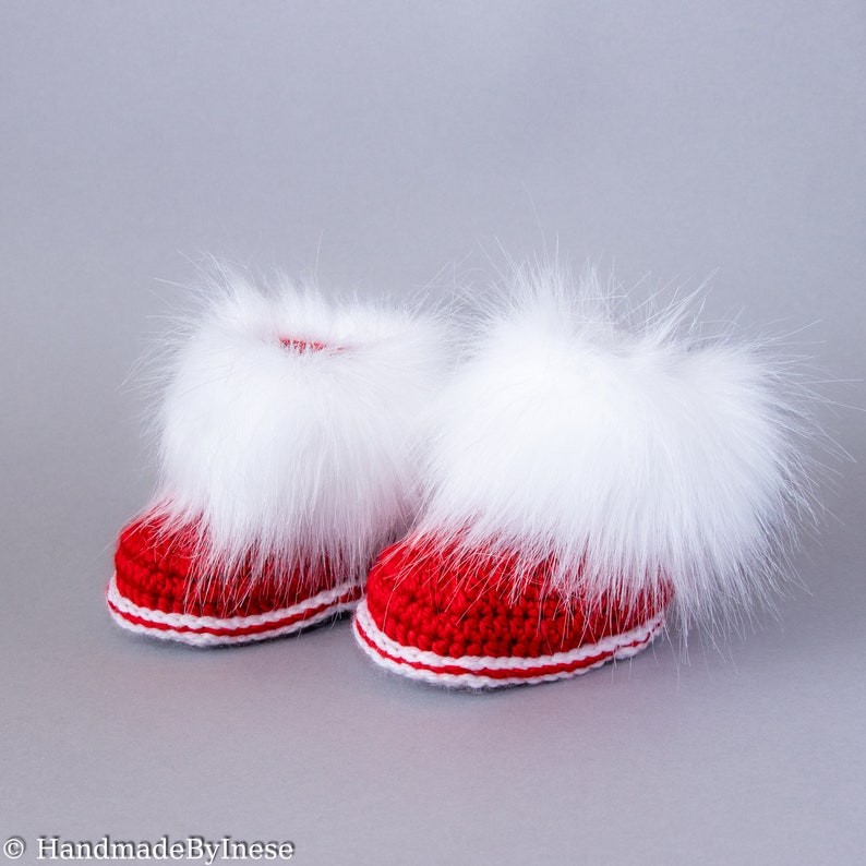 Baby first christmas booties, Crochet baby booties, Baby winter boots, Newborn booties, Preemie shoes, Faux fur booties, Baby crib shoes 0-3 months US kids'
