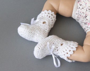 White Baby booties, Crochet Baby Booties, Christening booties, Newborn shoes, Baptism booties, Infant shoes, Baby girl gift, Lace Booties