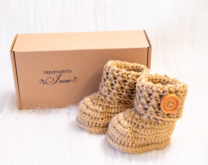 Crochet double sole booties, Gender Neutral booties, Unisex Preemie baby shoes, Golden brown Newborn booties, Infant shoes, Baby shower gift