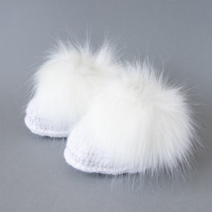 White hat and bootie set, Double pom pom hat, Faux fur booties, Unisex baby gift, Gender neutral baby winter outfit, Sizes up to 24 months image 8