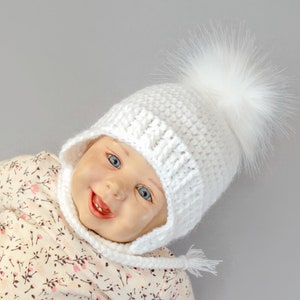 White Baby fur pom pom hat and booties, Crochet baby clothes, Baby winter clothes, Fur booties, Gender neutral baby clothes, Baby gift image 3