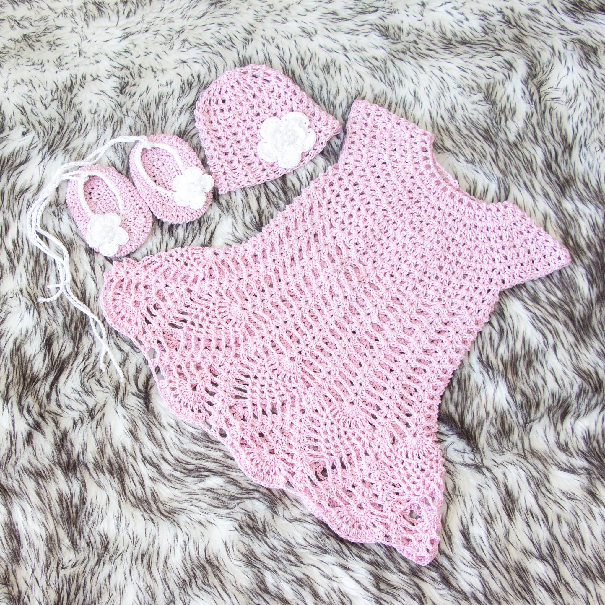 newborn girl knitted outfits