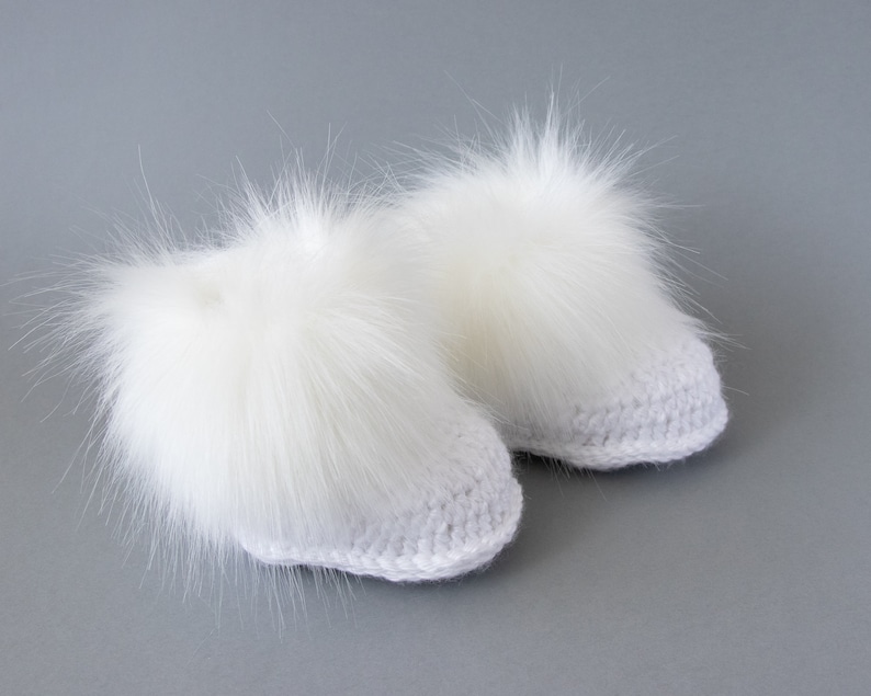 White hat and bootie set, Double pom pom hat, Faux fur booties, Unisex baby gift, Gender neutral baby winter outfit, Sizes up to 24 months image 10