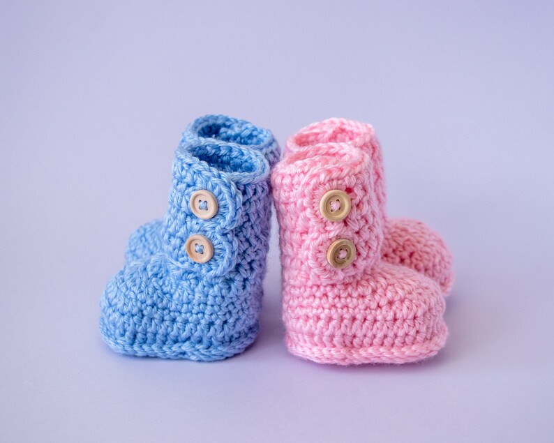 Twin Boy & Girl baby Booties, Crochet booties, Twin preemie gift, Pregnancy Announcement, Pink and blue booties, Pink booties, Blue booties zdjęcie 6