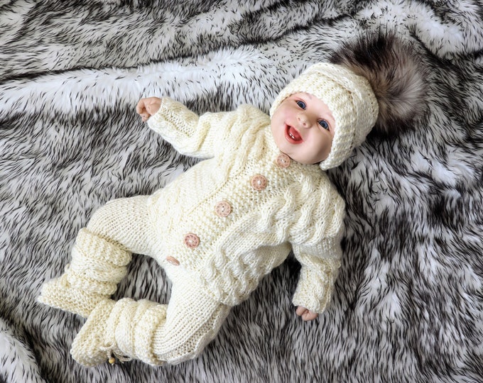 Baby home coming outfit, Cream baby outfit, Gender neutral outfit, Newborn take home outfit, Hand Knitted baby outfit, Baby winter outfit