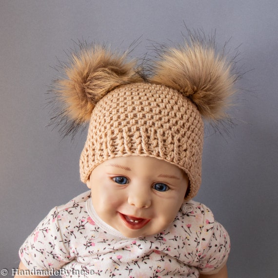 Cappello doppio pom pom marrone dorato, cappello Pom pom di pelliccia,  cappello neutro di genere, cappello invernale, cappello per bambini,  cappello per bambini, berretto per bambini, cappello all'uncinetto -   Italia