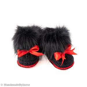 Minnie Mouse Inspired Baby girl double pom pom hat and faux fur booties with bows, Crochet baby girl earflap hat, Baby girl booties image 8