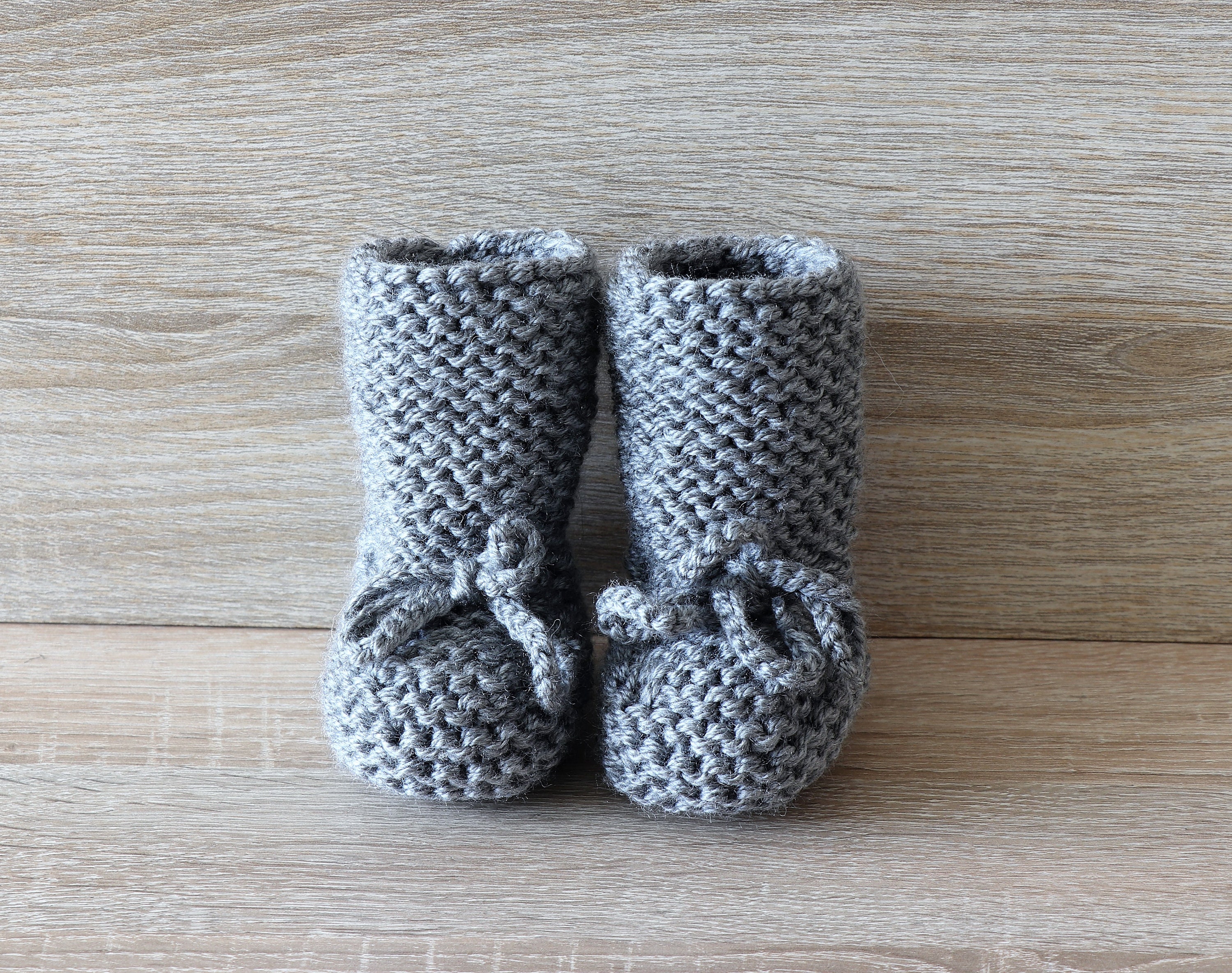 knitted baby boy shoes