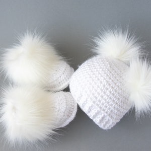 White hat and bootie set, Double pom pom hat, Faux fur booties, Unisex baby gift, Gender neutral baby winter outfit, Sizes up to 24 months image 1