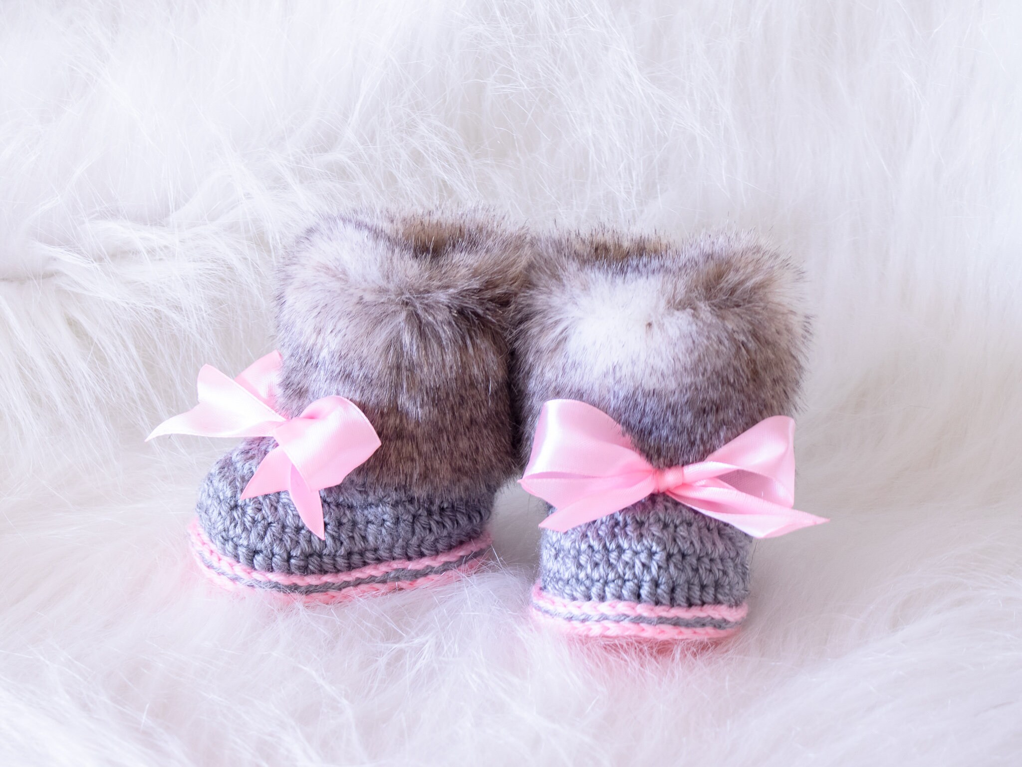 Pink and gray Baby girl booties Crochet booties Baby girl gift