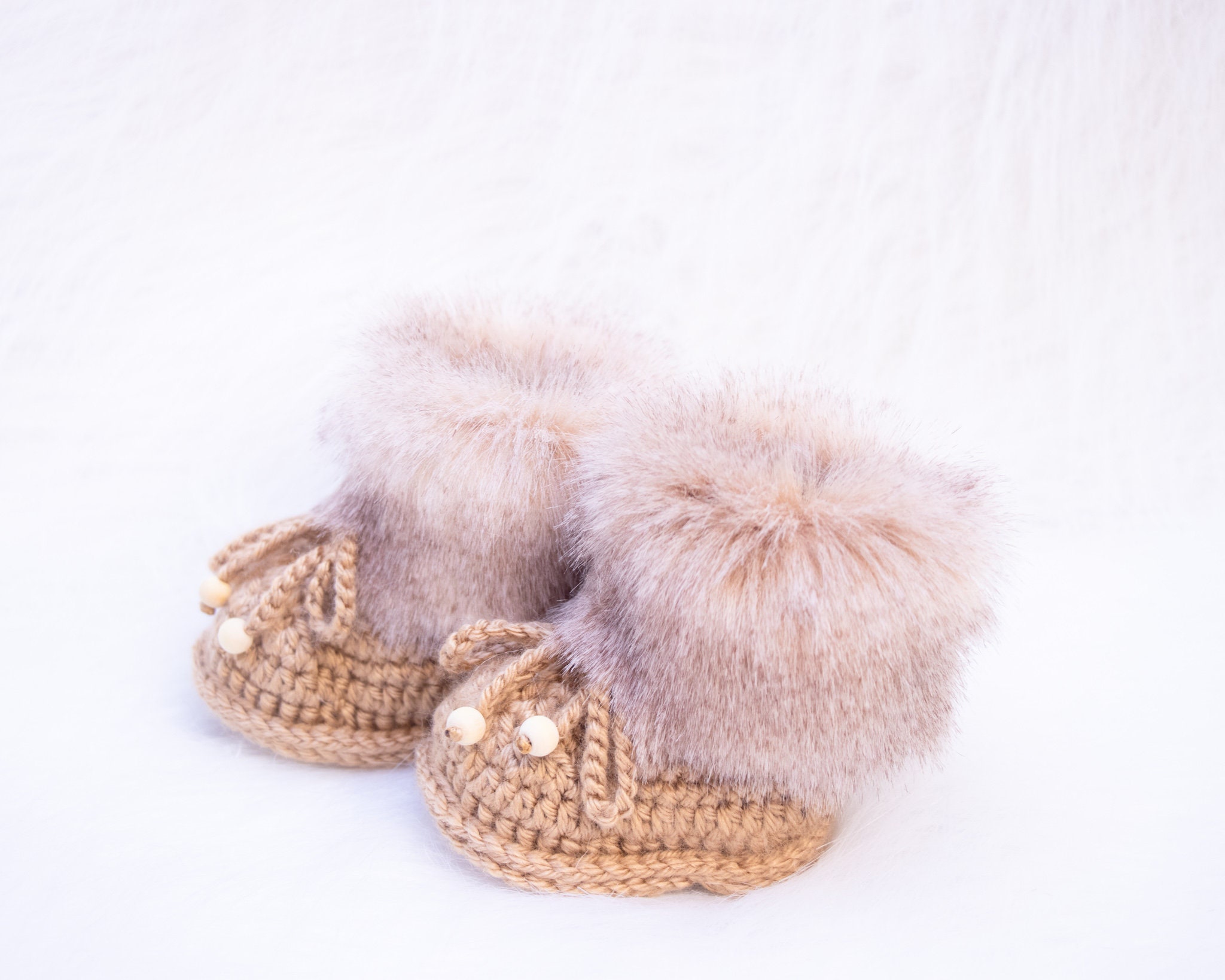 Gender neutral baby shoes, Crochet fur Booties, Newborn