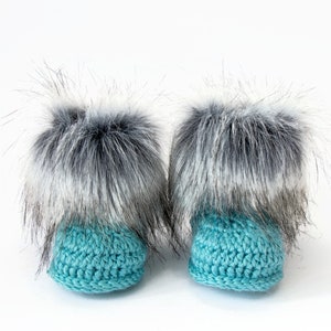Teal hat and booties with gray fur Baby Shower Gift Gender image 4