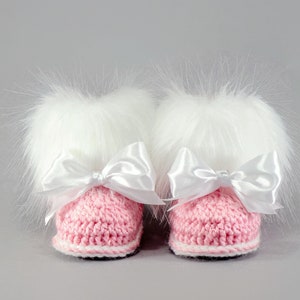 Pink Baby bow booties, Crochet Baby booties, Fur Booties, Baby girl Winter boots, Newborn girl Booties, Preemie girl booties, Bow baby shoes image 1