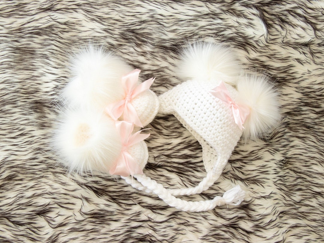 White Baby Girl Faux Fur Booties With Bows and Double Pom Hat - Etsy Australia