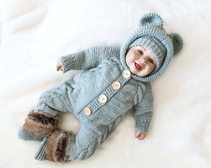 Hand knitted Baby Romper, Baby home coming outfit, Gender neutral jumpsuit set, Hooded Overall, hat and booties, Newborn take home outfit