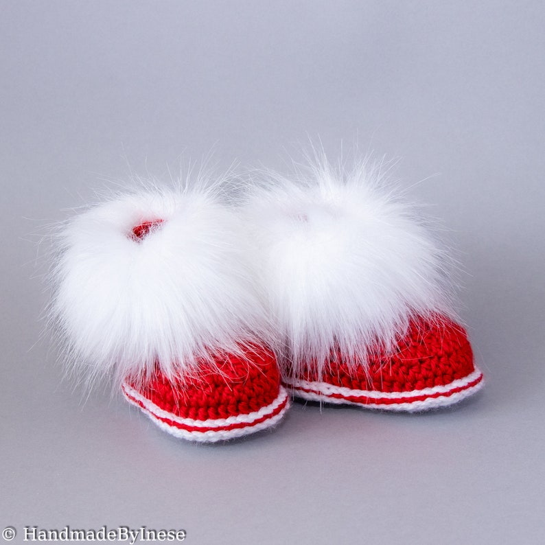 Baby first christmas booties, Crochet baby booties, Baby winter boots, Newborn booties, Preemie shoes, Faux fur booties, Baby crib shoes 12-18 months US kids'