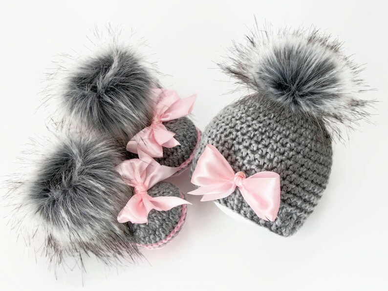 Gray and pink baby girl pom pom hat and fur booties with bows, Newborn Girl gift, Baby girl booties, Baby girl hat, Preemie girl outfit image 5