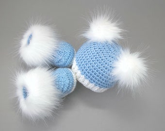 Crochet Ensemble Baby Boy double pompon double pompon bleu et blanc Baby Boy, Cadeau bébé garçon, Bottes nouveau-nés, Bonnet double pompon, Tenue prématurée