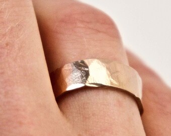 Rose Gold Wedding Band Hammered Ring 9 Carat Gold Men Engagement Ring Women Wedding Ring Wedding Jewellery Solid Rose Gold Handmade