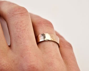 Rose Gold Wedding Band - Hammered Ring - 9 Carat Gold  - Men's Ring - Women's Ring - Recycled