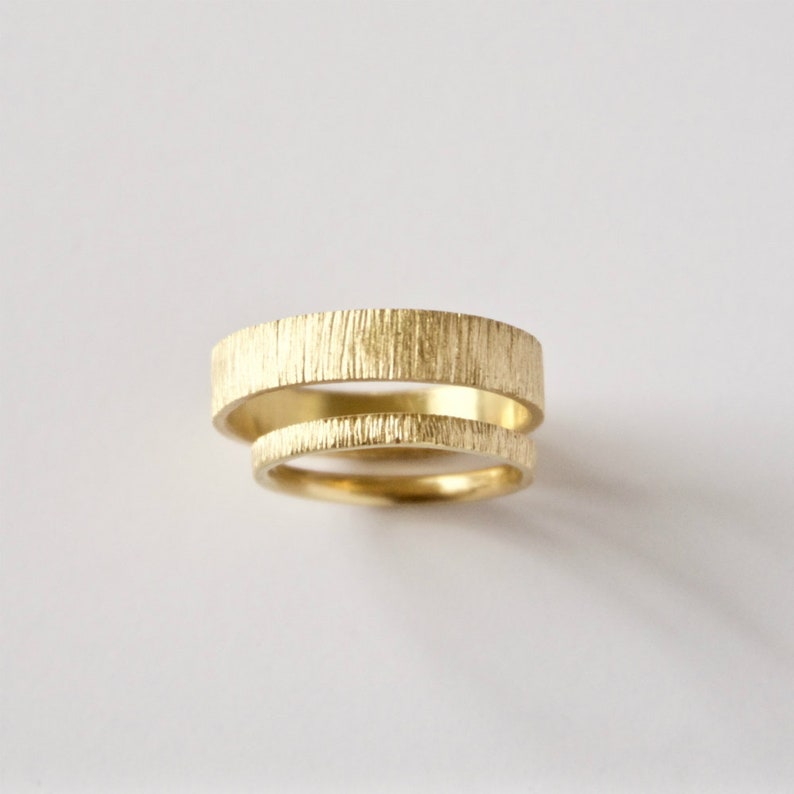 Gold Tree Bark Ring in 18 Carat Recycled Gold Wedding Band Men's Women's Unisex image 5