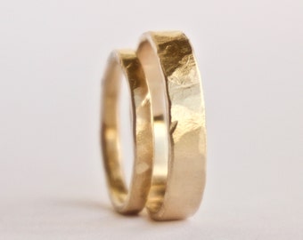 Wedding Ring Set - Two Flat Hammered Gold Rings - Rustic Textured Rings  - 18 Carat Gold Wedding Band - Men's Women's - Couples