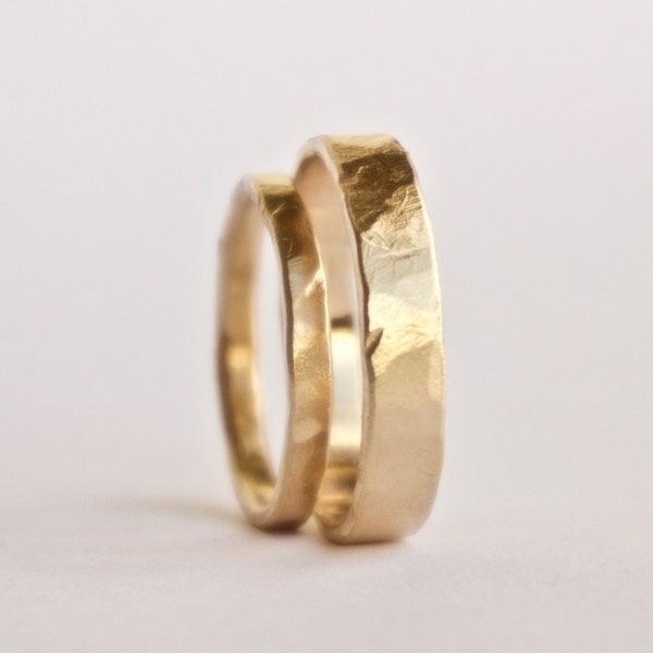 Wedding Ring Set - Two Flat Hammered Gold Rings - Rustic Textured Rings  - 18 Carat Gold Wedding Band - Men's Women's - Couples
