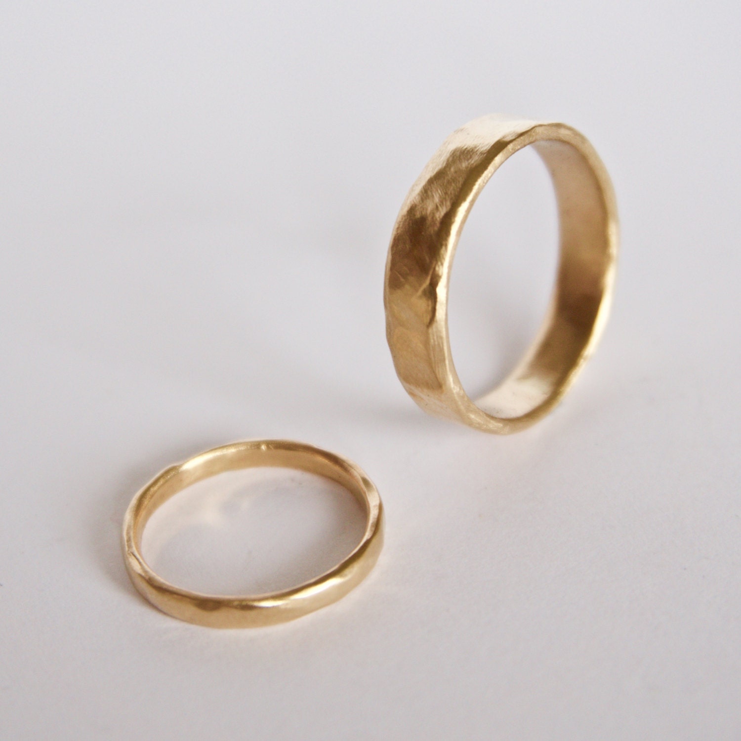 Gold Wedding Ring Set Two Organic Shape Textured Bands 18 | Etsy UK
