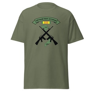 Vietnam War Veteran Men&#39;s Classic Tee