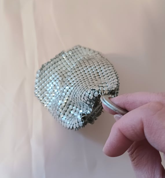 Vintage 50's or 60's silver chain mail metal pane… - image 3