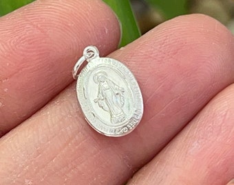 Medalla Milagrosa, dije de plata esterlina, medalla religiosa católica (13 x 9 mm)