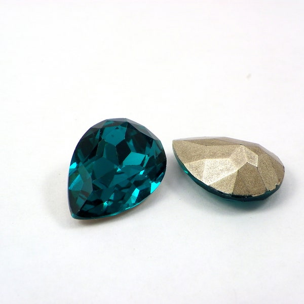 13x18mm dark Teal, Green Zircon Glass Faceted Fronts and Foiled Back teardrop Pear Faceted Diamond Cut brilliant Dark Teal Green shade