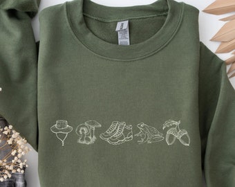 Granola Girl Aesthetic- Granola Girl Sweatshirt, Nature Shirt, Hiking Shirt, Camping Shirt, Colorado Sweatshirt, Cottagecore, Forestcore
