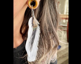 Feather Dangle Tunnels - Wood or Stone Plug Earrings Ear Gauges Size 2g, 0g, 00g up  to 38mm, Organic Plugs