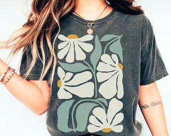 Vintage Floral Shirt, Womens Clothing, Hippie Clothes, Wildflower Shirt, Flower Shirt, Cottage Core,Comfort Color,Boho Clothing,Summer Style