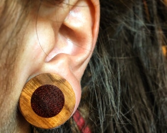 WD079 12mm Pair of 1/2 Gauge Organic Waru Wood Plugs WD079 12mm Pair of 1/2 Gauge Organic Waru Wood Plugs