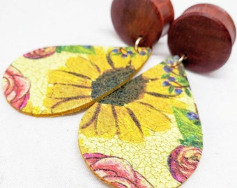 Vintage Sunflower Dangle Plugs or Tunnels/ Ear Gauge Size 2g through 1" Wood Gauges / Wood Tunnels / Dangle Plugs/ Wedding/ Ear Gages