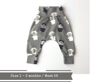 Grey harem pants with dots and sheep. Size 1 - 3 months