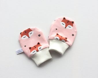 Soft baby mittens with sleepy foxes, baby scratch mitts, knit fabric. Baby Gift Boy or Girl Hand Covers Gender neutral. Shower gift