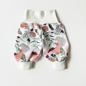White baby pants with leaves and pink dots. Baggy harem pants image 2