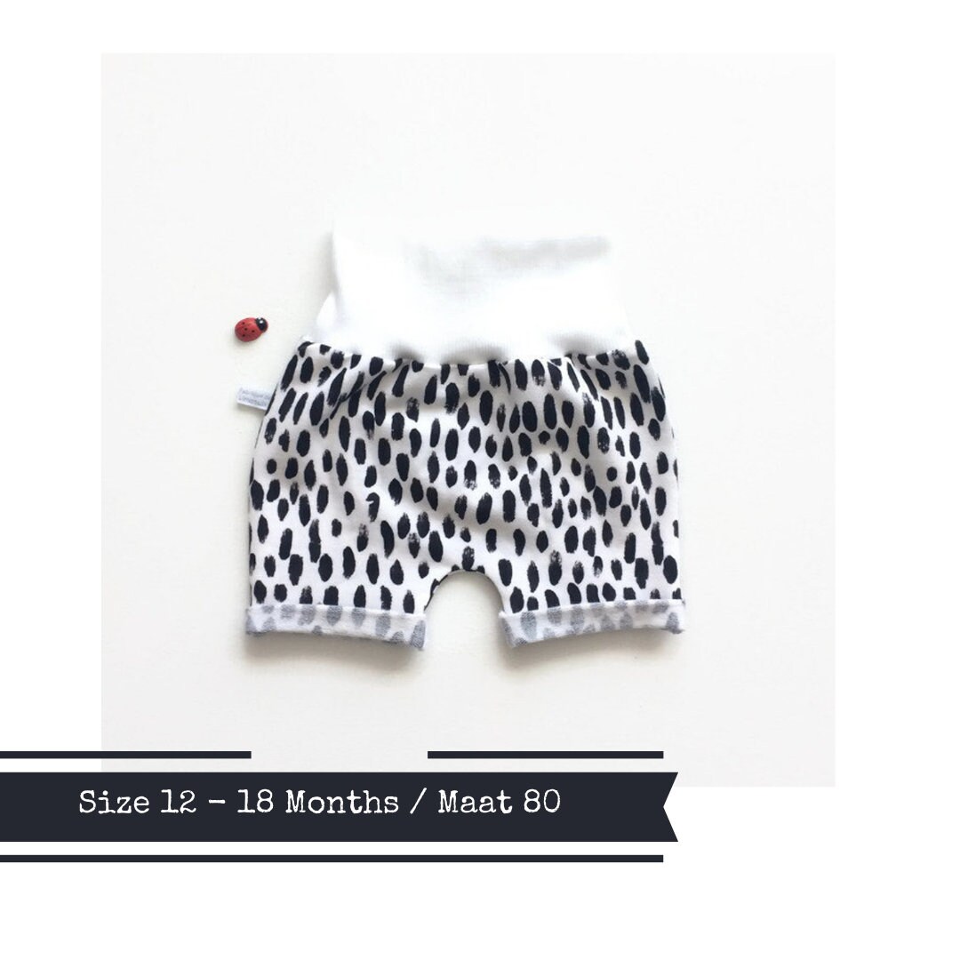 white shorts 12-18 months
