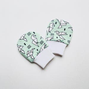 Soft baby mittens with geometric animals. No scratch mitts, knit fabric. Baby Gift. Baby hand covers. Baby shower gift.