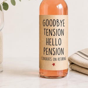 Etiqueta de vino, regalo de jubilación, regalo divertido, para ella, para él, botella de vino, etiquetas de vino, regalo divertido, botella de vino, regalo de vino, amante del vino, despedida imagen 1