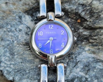 Vintage Watches Fossil F2 ES-9094 Blue Dial Women display picture 1